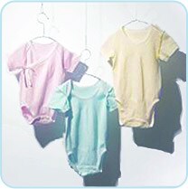赤ちゃんの動きやすさと快適性を高めた肌着