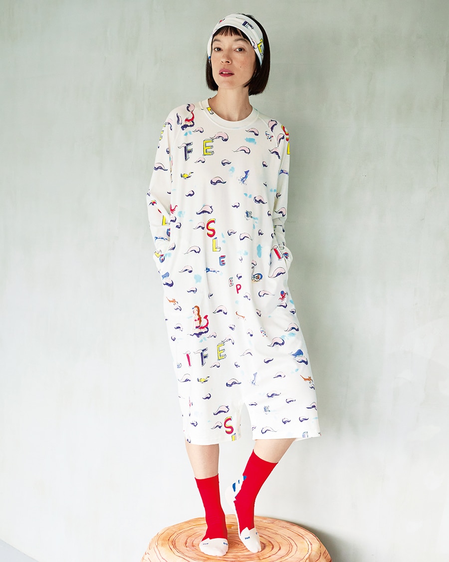 ワンピース UNX502、ソックス UEY500