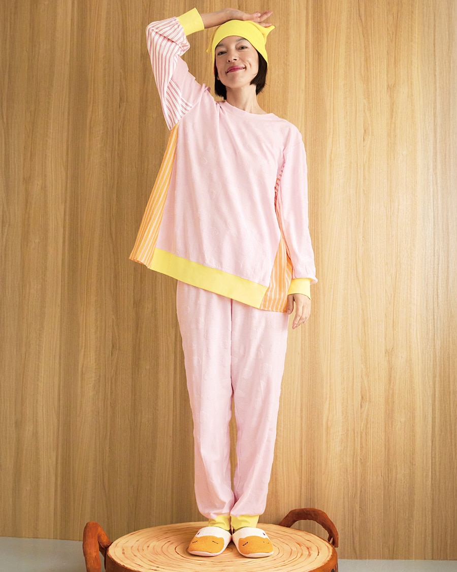 パジャマ UDX530、スリッパ UEY515