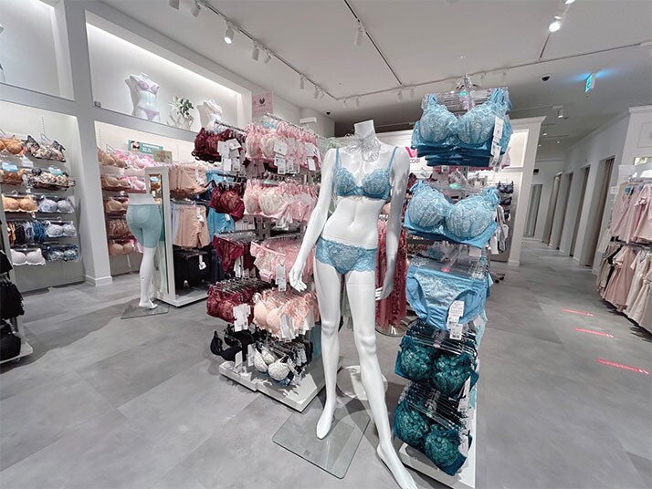 陶器製　高級人形　ワコール 陶器製 高級人形 ワコール 陶器製 高級人形 ワコール