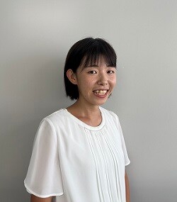 若井　莉央３.jpg
